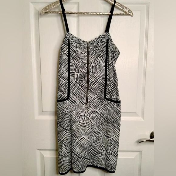 Escape The Day Geometric Dress - Picture 1 of 2